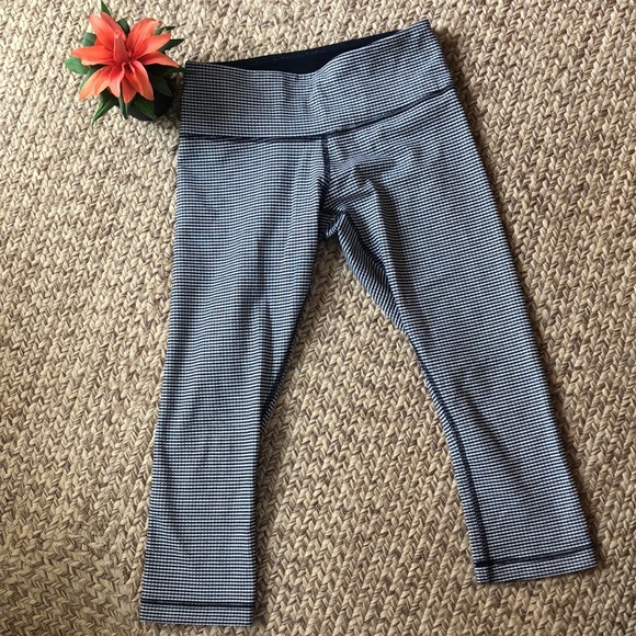 LULULEMON CROP WUNDER UNDER GINGHAM INKWELL DOT 4 TIGHT - Picture 2 of 11